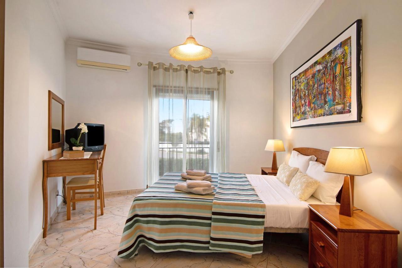 Columbus Beach Apartment Quarteira Extérieur photo
