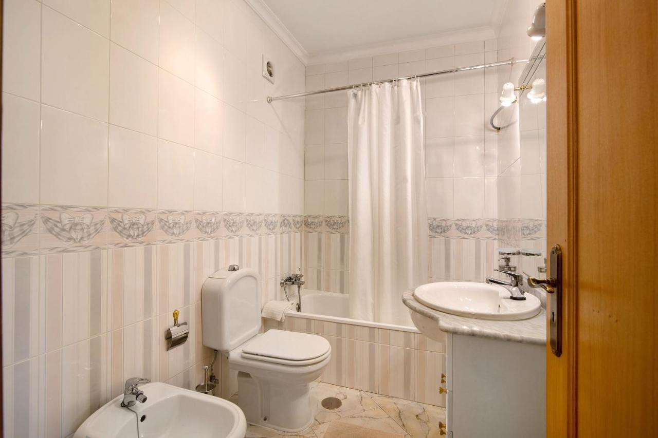 Columbus Beach Apartment Quarteira Extérieur photo