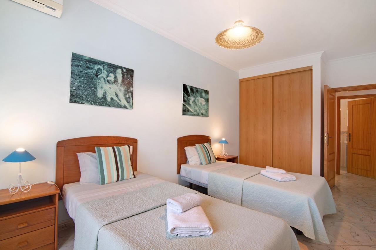 Columbus Beach Apartment Quarteira Extérieur photo